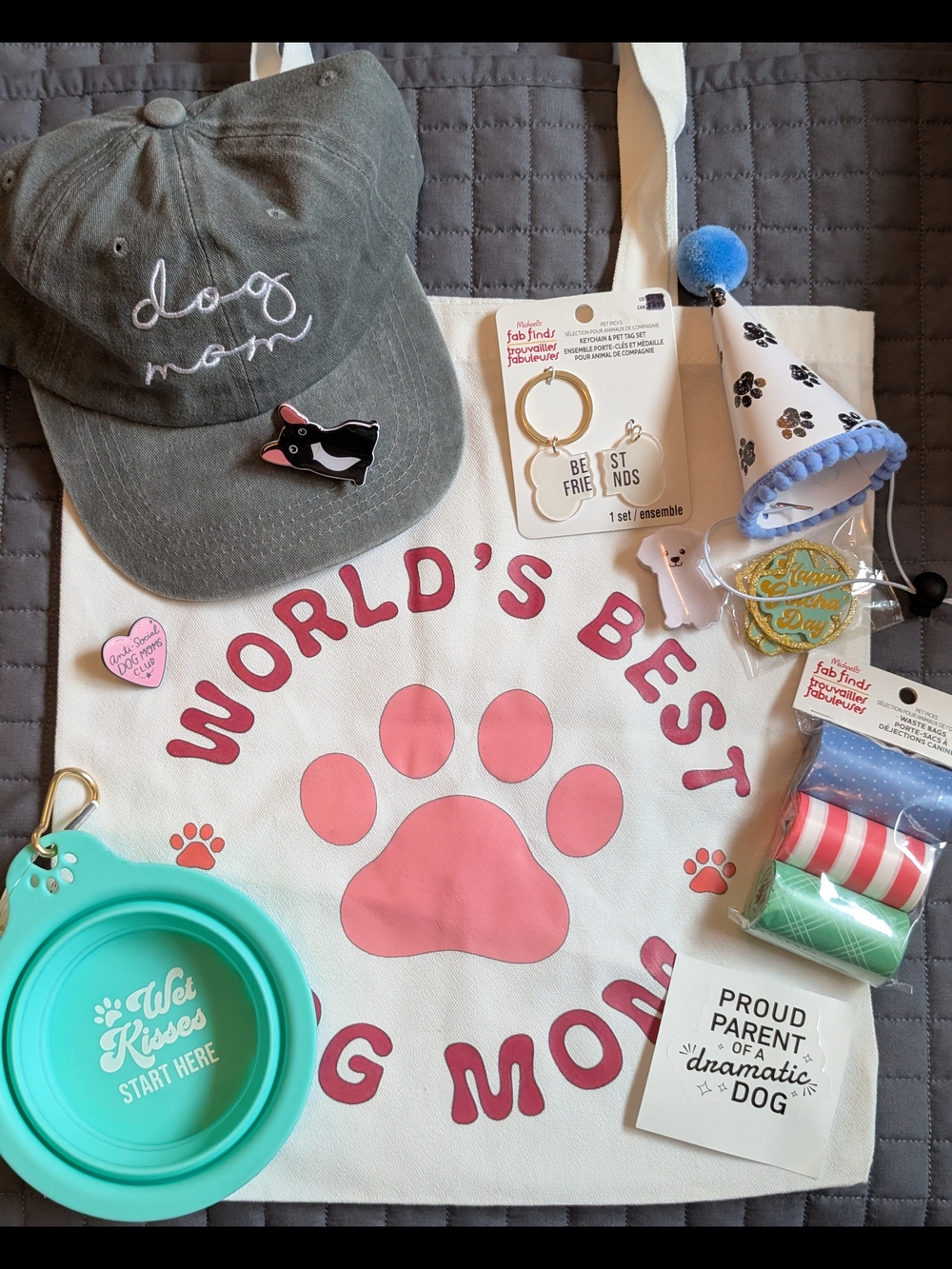 World's Best Dog Mom Set With Tote Bag - Picture 1 of 9